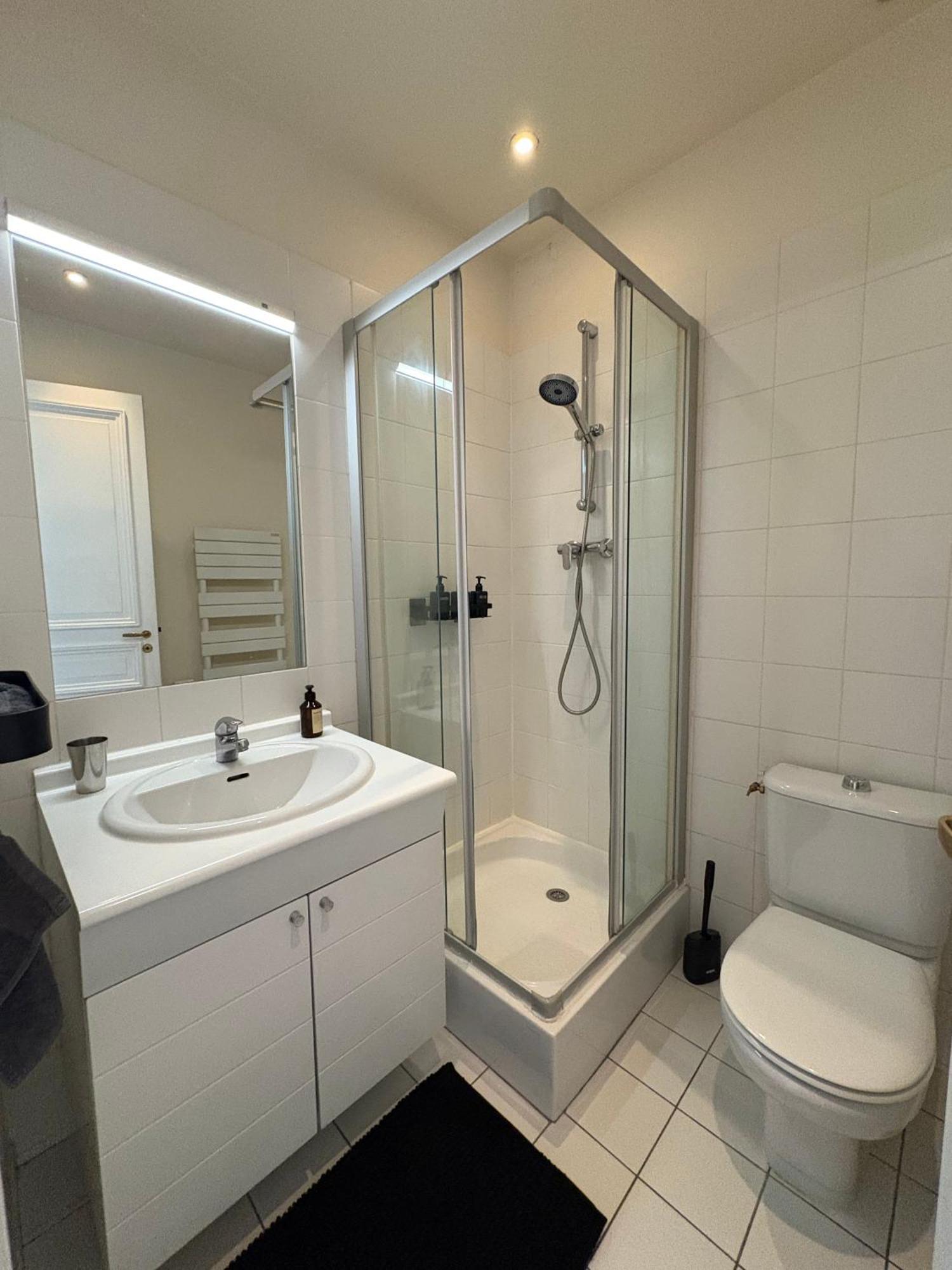 Appartement 140M2 Proche Des Champs Elysees Paris Exterior foto
